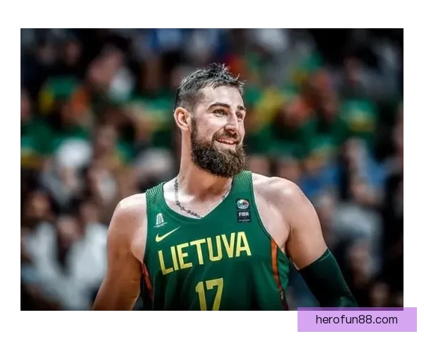 瓦兰关注球队胜利不计上场时间随时准备出战