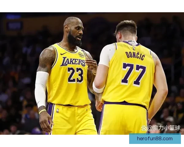 数据帝单场18分13篮板10助攻追平历史第二 2米03前锋复制詹姆斯传奇表现