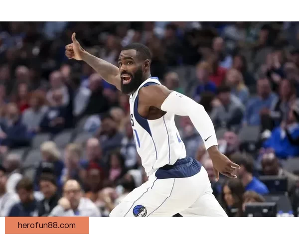 克莱一赛季命中174记三分超小哈达威 刷新独行侠替补三分纪录